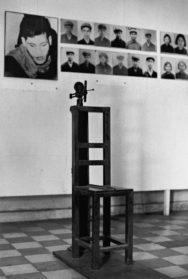 Témoin S-21. Face au génocide des Cambodgiens – Image 4