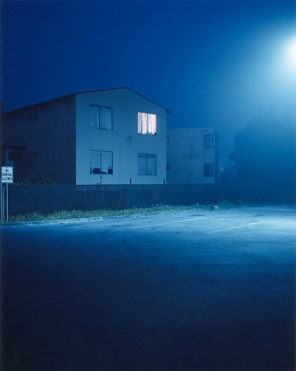 Todd Hido #2522, de la série « House Hunting », 1999 © Todd Hido © Musée de La Roche-sur-Yon